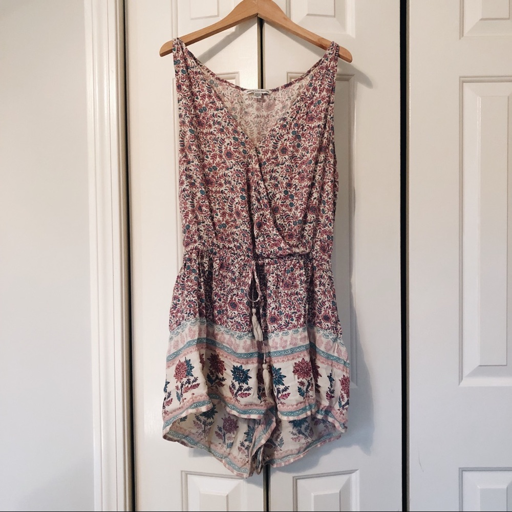🌸PINK AE ROMPER🌸